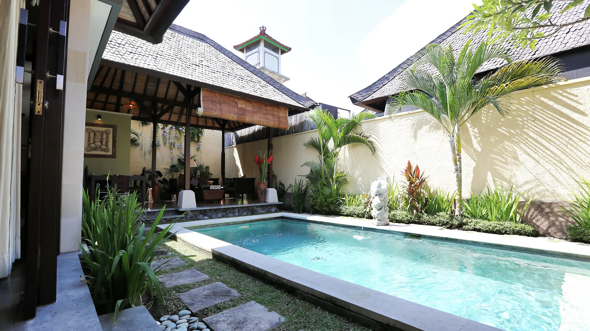 Villa The Sanyas Suite Seminyak