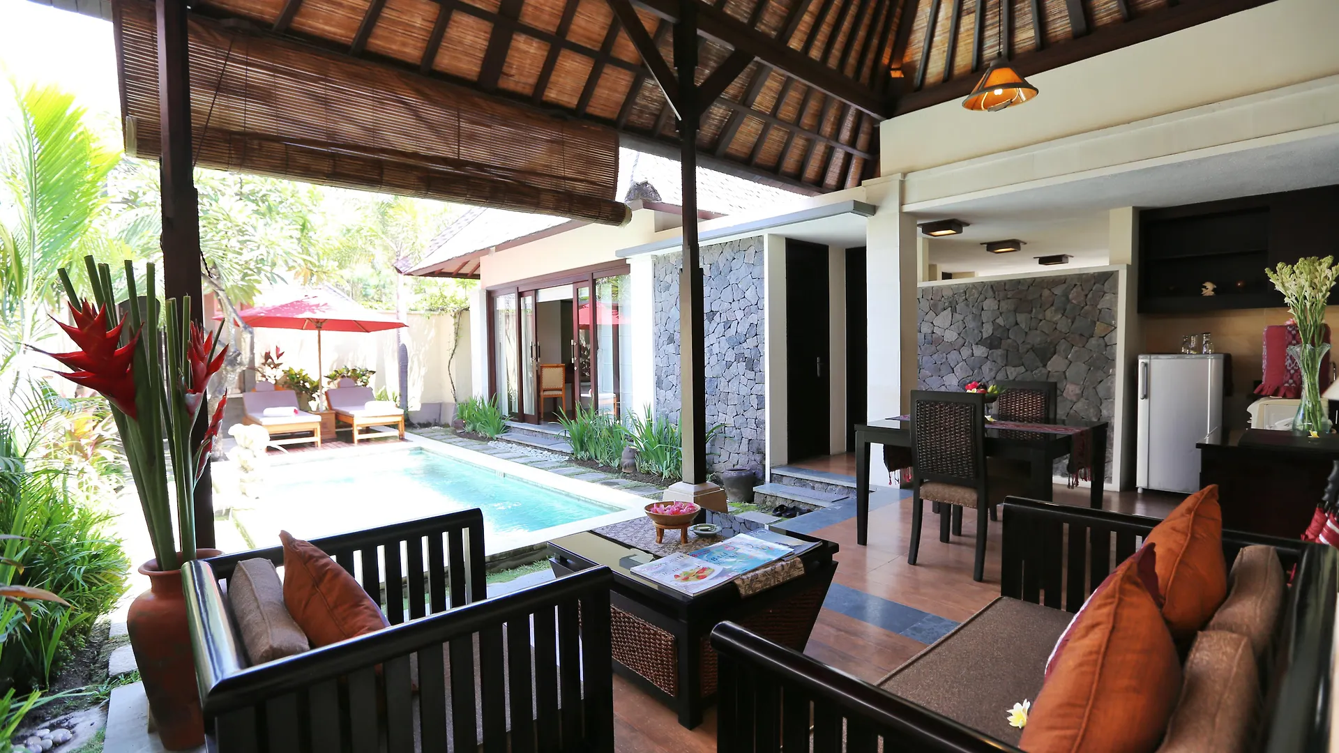 Villa The Sanyas Suite Seminyak