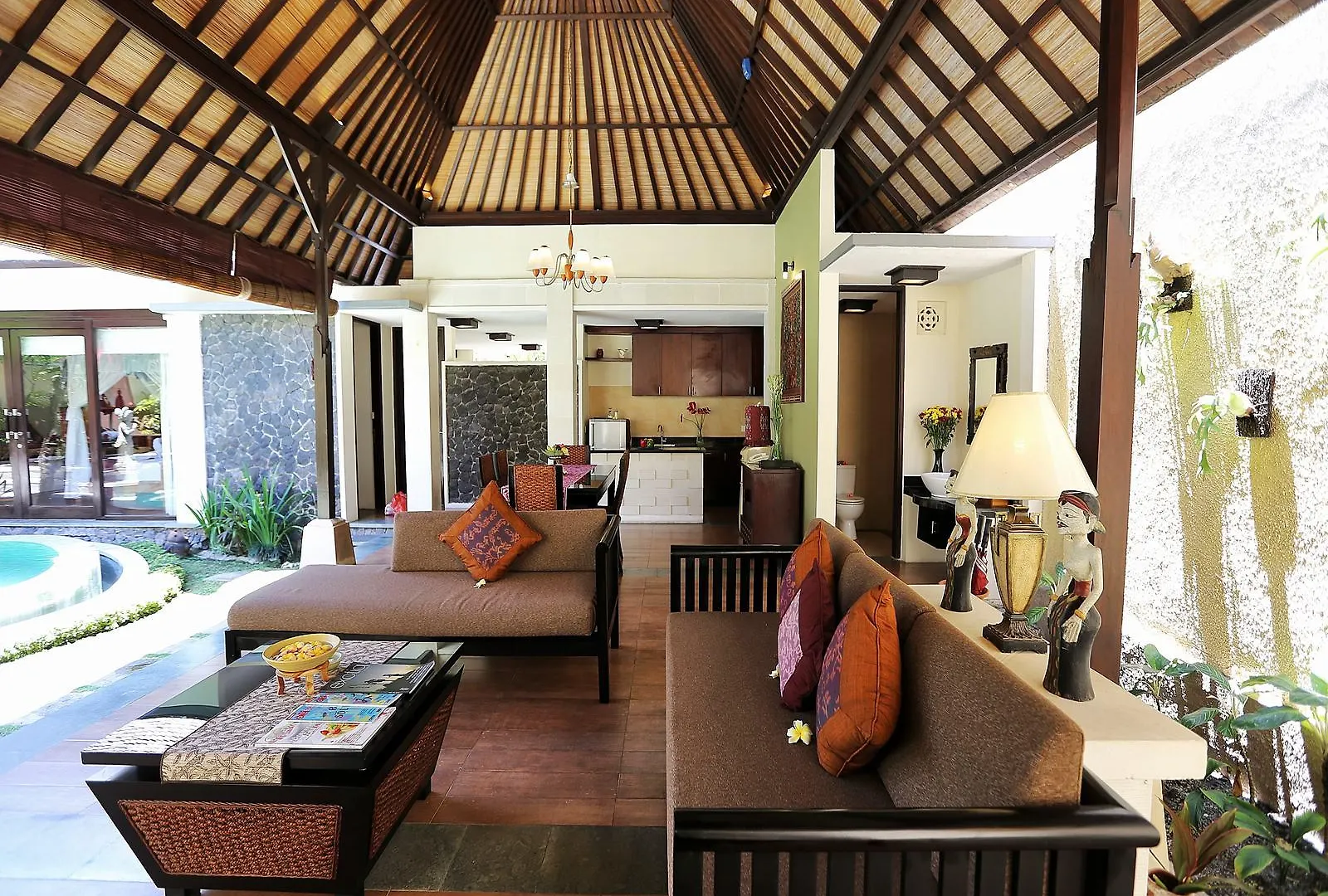 The Sanyas Suite Seminyak  Seminyak (Bali)