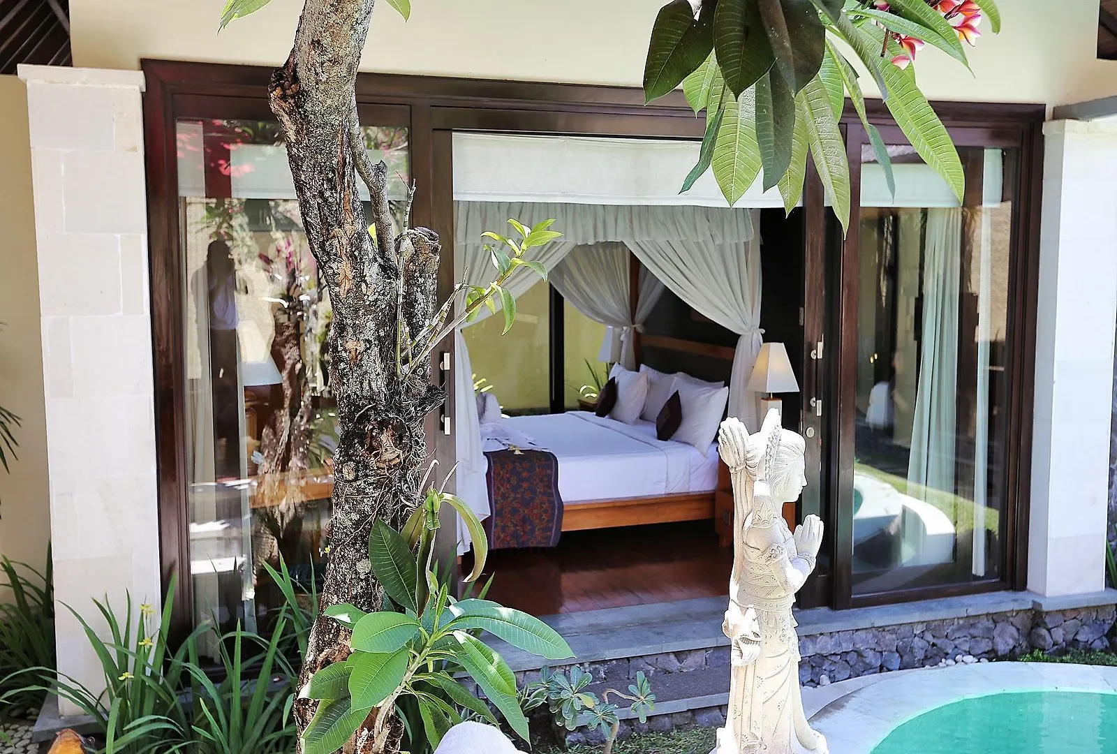 The Sanyas Suite Seminyak  0*, Seminyak (Bali) Indonesia